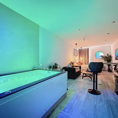 La D'ysis - Jacuzzi - Saint-etienne سانت إتيان