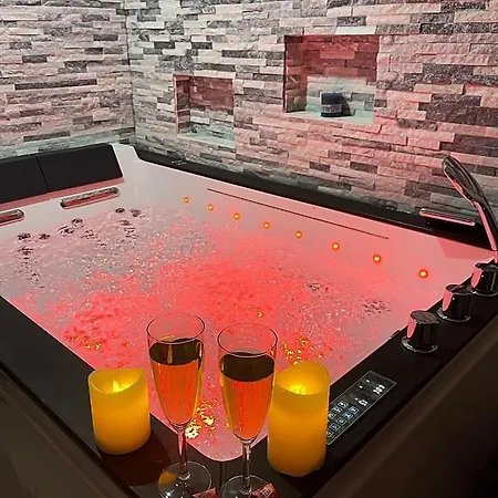 La D'ysis - Jacuzzi - Saint-etienne * Сент-Этьен