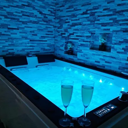 La D'ysis - Jacuzzi - Saint-etienne *