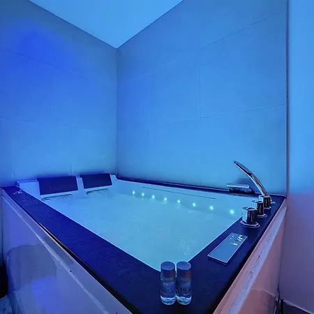 La D'ysis - Jacuzzi - Saint-etienne